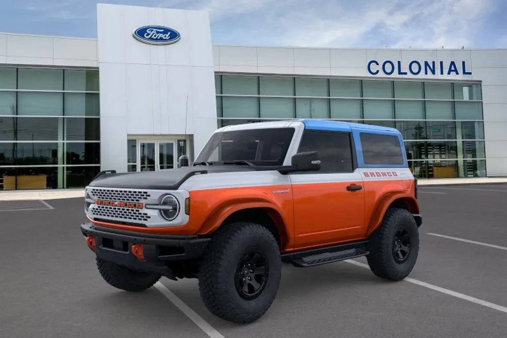 2025 Ford Bronco First Edition photo 1