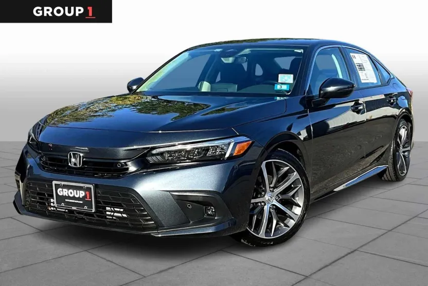 2024 Honda Civic Touring photo 1