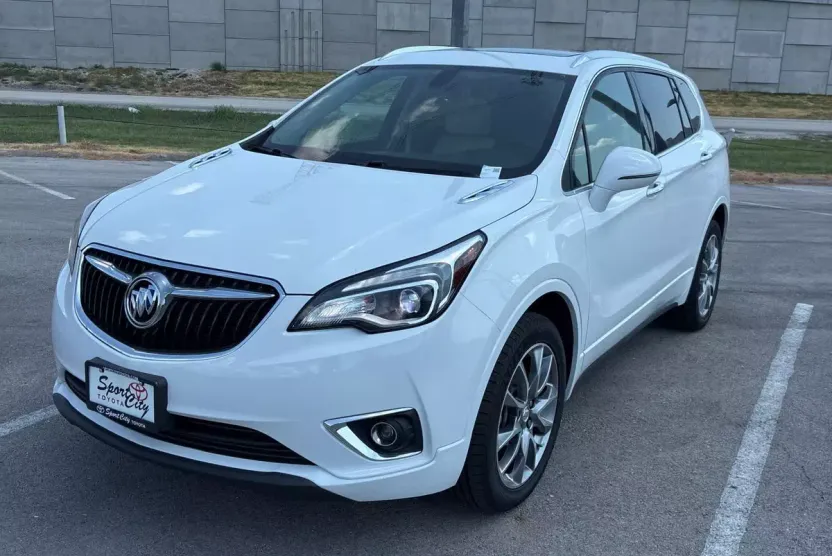 2020 Buick Envision Essence photo 1