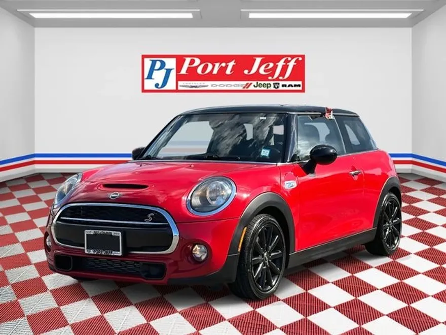 2019 Mini Cooper 2 Door Hardtop Signature photo 1