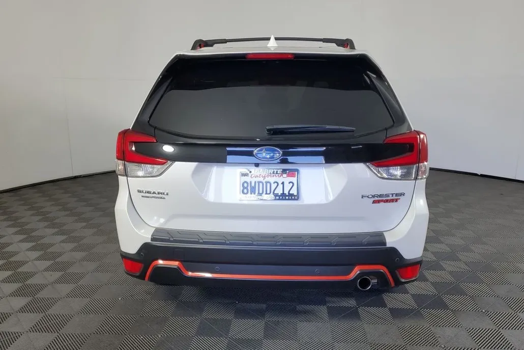 2021 Subaru Forester Sport photo 1
