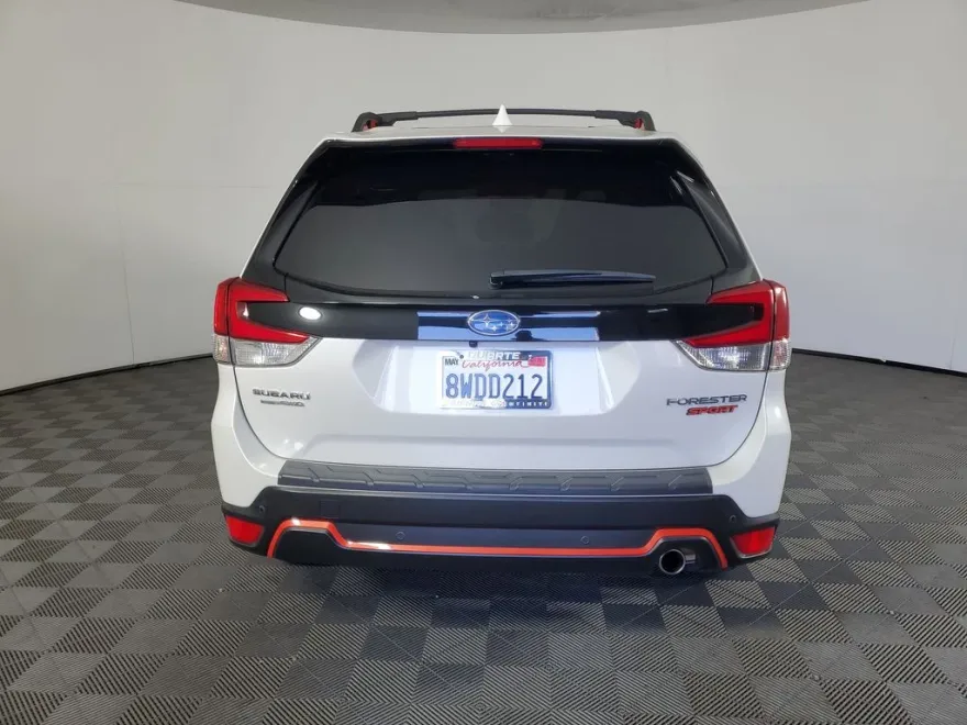 2021 Subaru Forester Sport photo 1