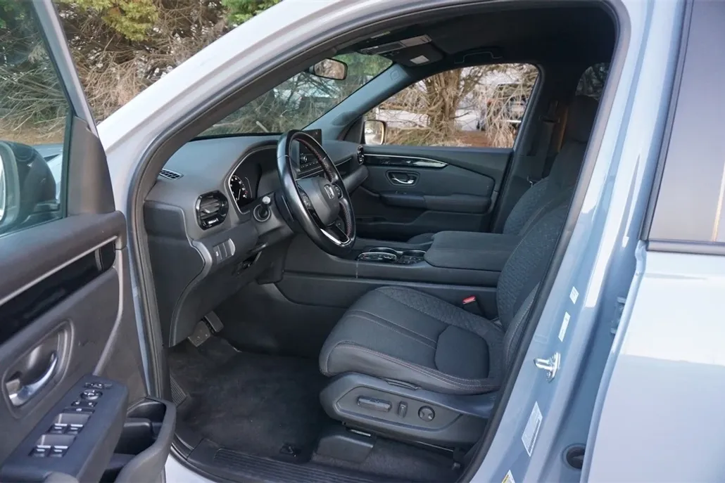 2023 Honda Pilot Sport photo 1