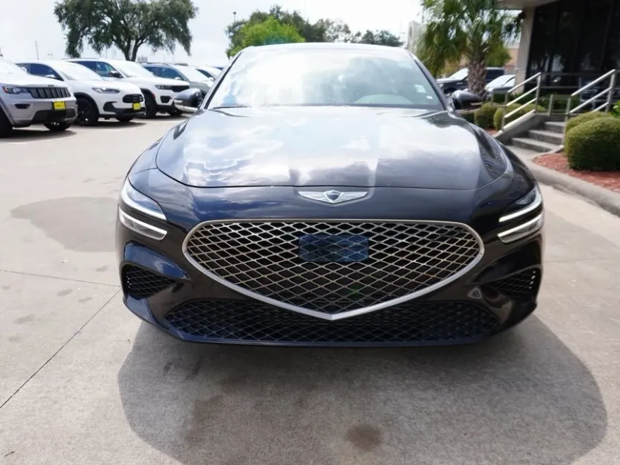 2022 Genesis G70 3.3T photo 1