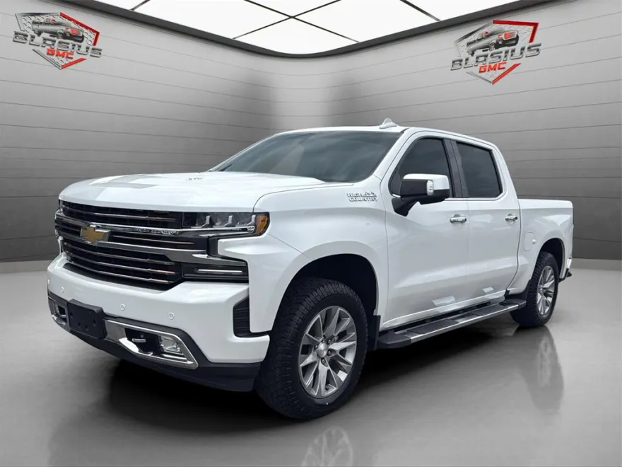 2022 Chevrolet Silverado 1500 High Country photo 1
