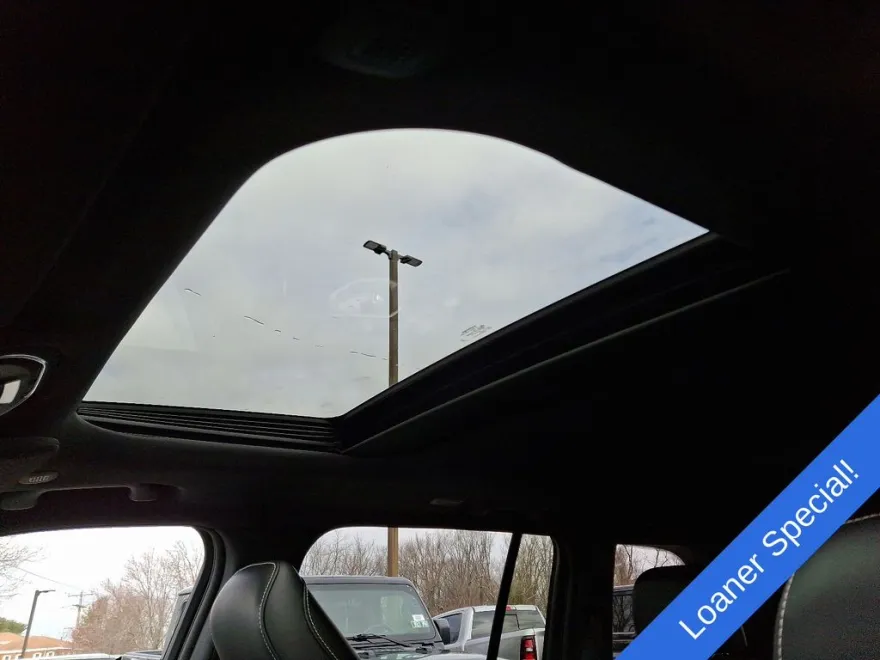 2025 Jeep Grand Cherokee Altitude photo 1