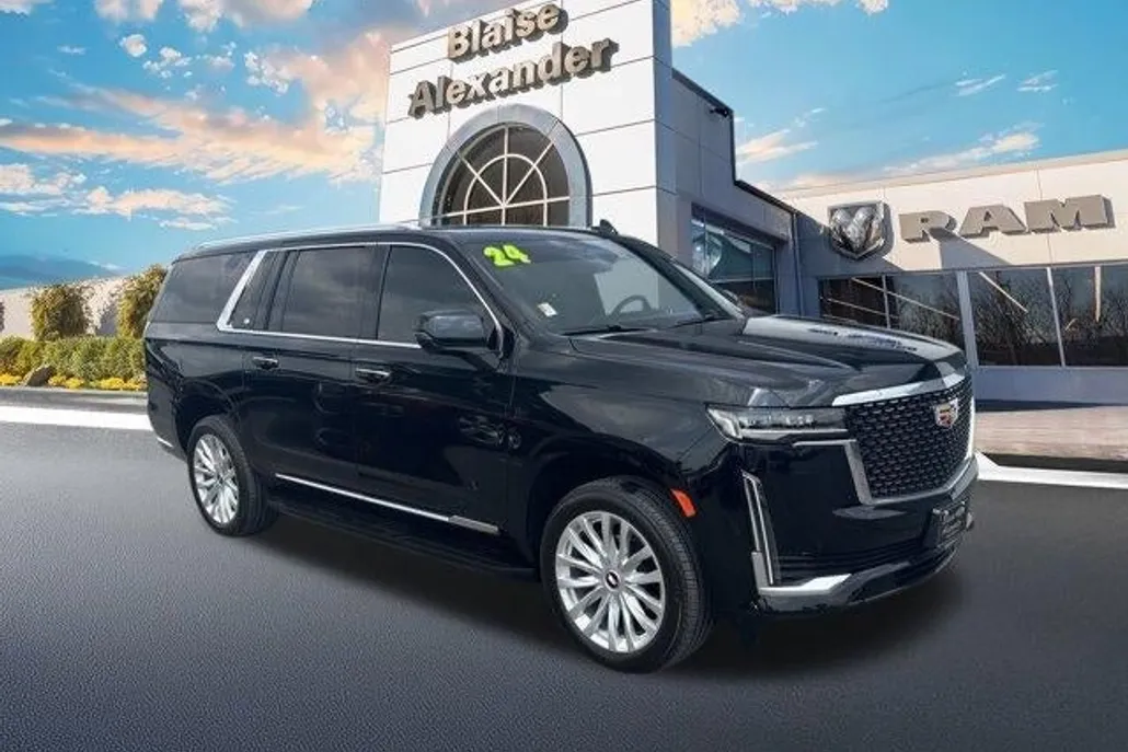 2024 Cadillac Escalade ESV Luxury photo 1