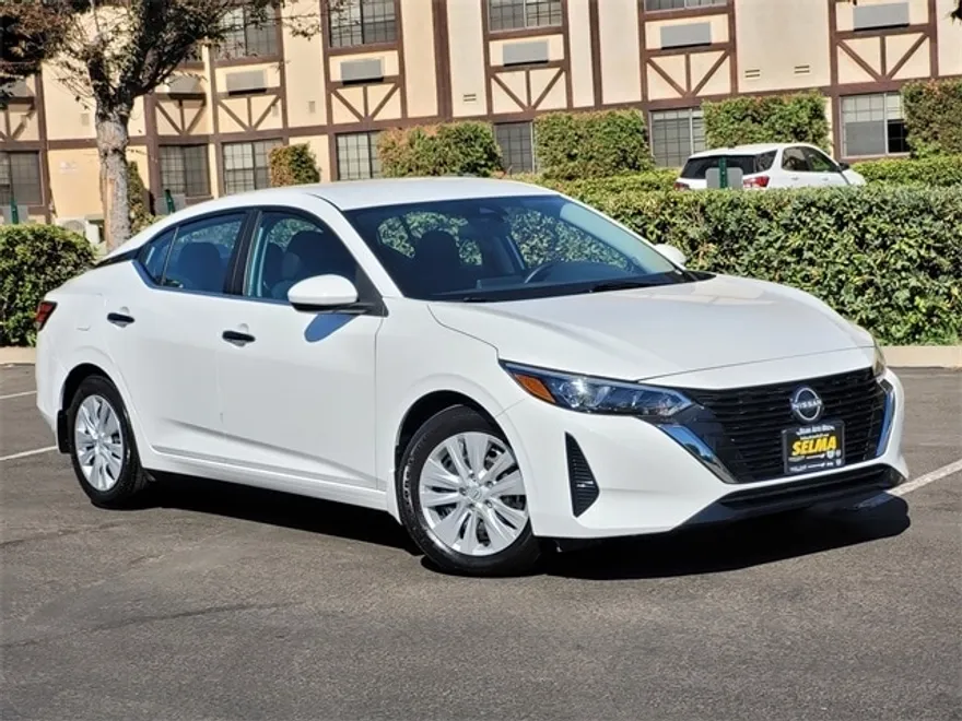 2024 Nissan Sentra S photo 1
