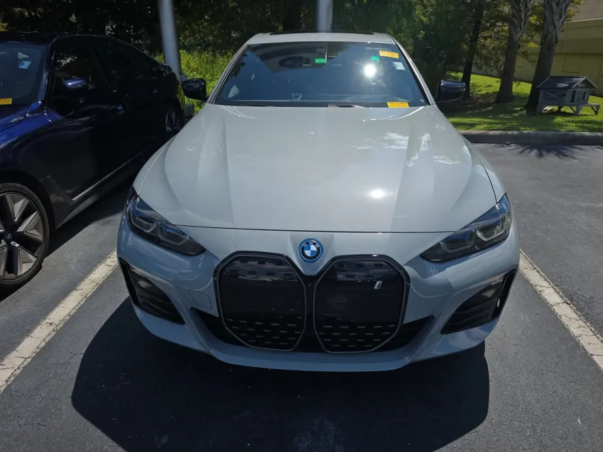 2023 Bmw i4 eDrive40 photo 1