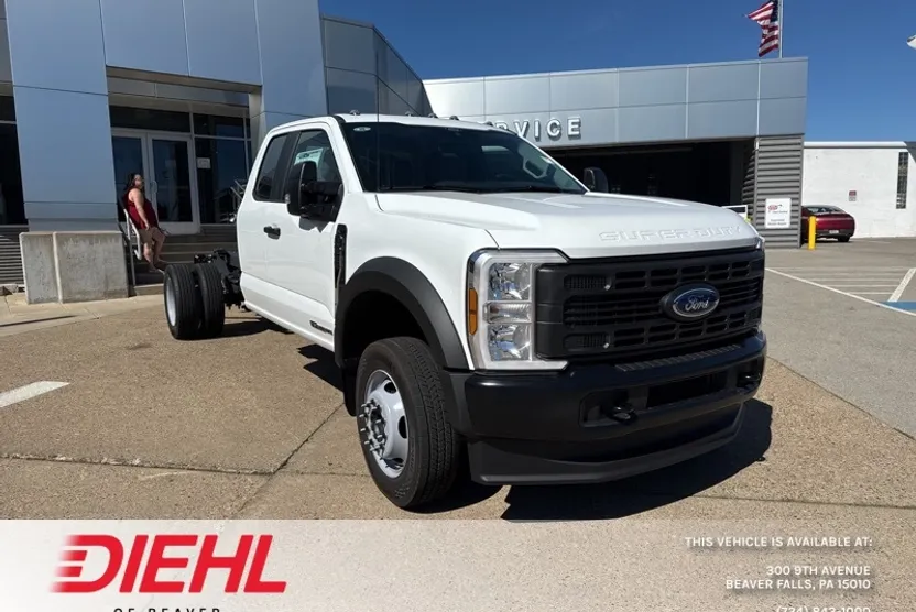 2026 Ford F-550 photo 1