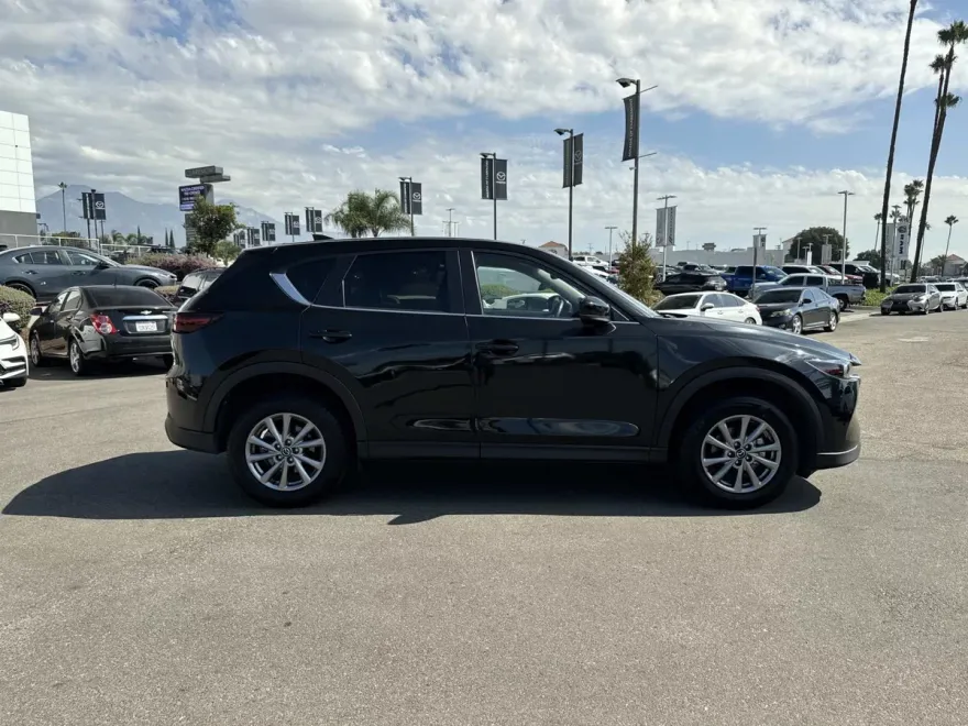 2023 Mazda CX-5 2.5 S Preferred photo 1