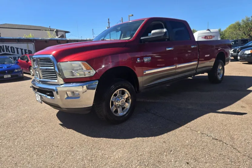 2010 Dodge Ram SLT photo 1