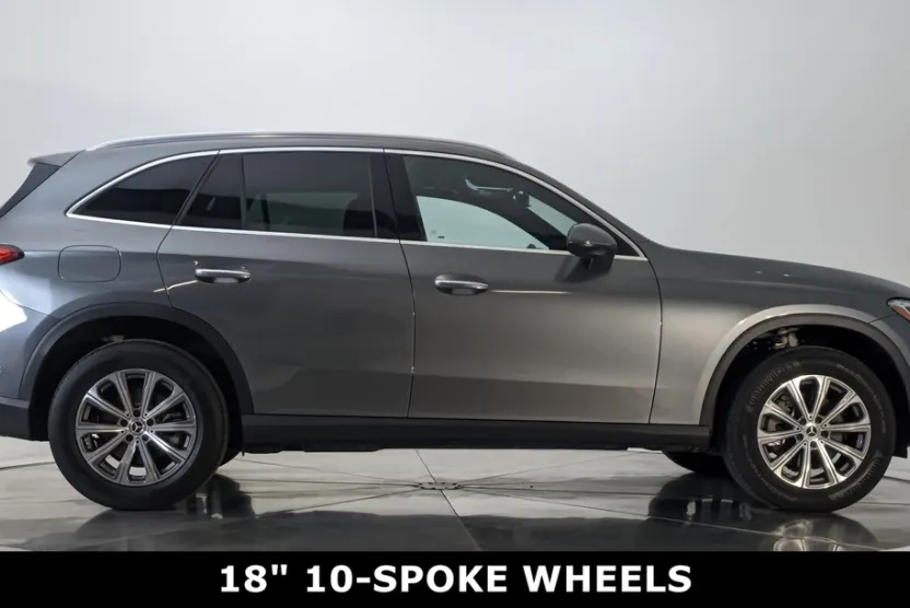 2023 Mercedes Benz GLC 300 4MATIC photo 1