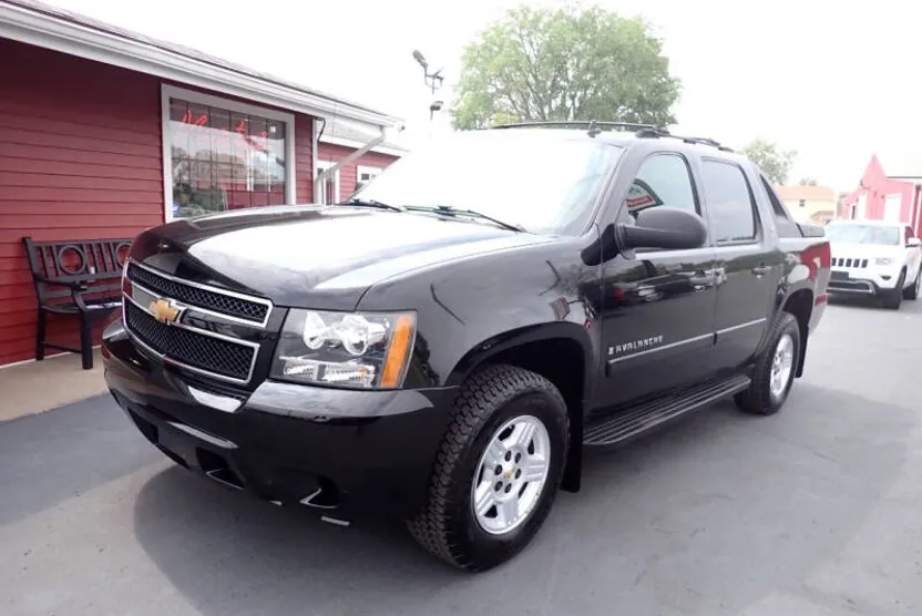 2007 Chevrolet Avalanche LS photo 1