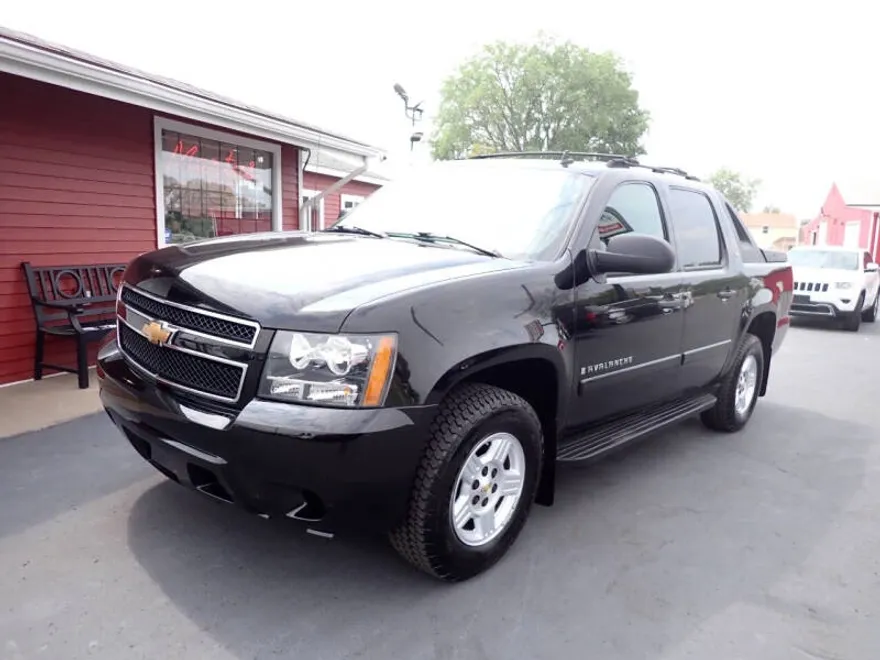 2007 Chevrolet Avalanche LS photo 1