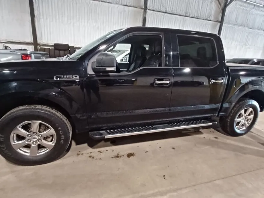 2019 Ford F-150 XLT photo 1