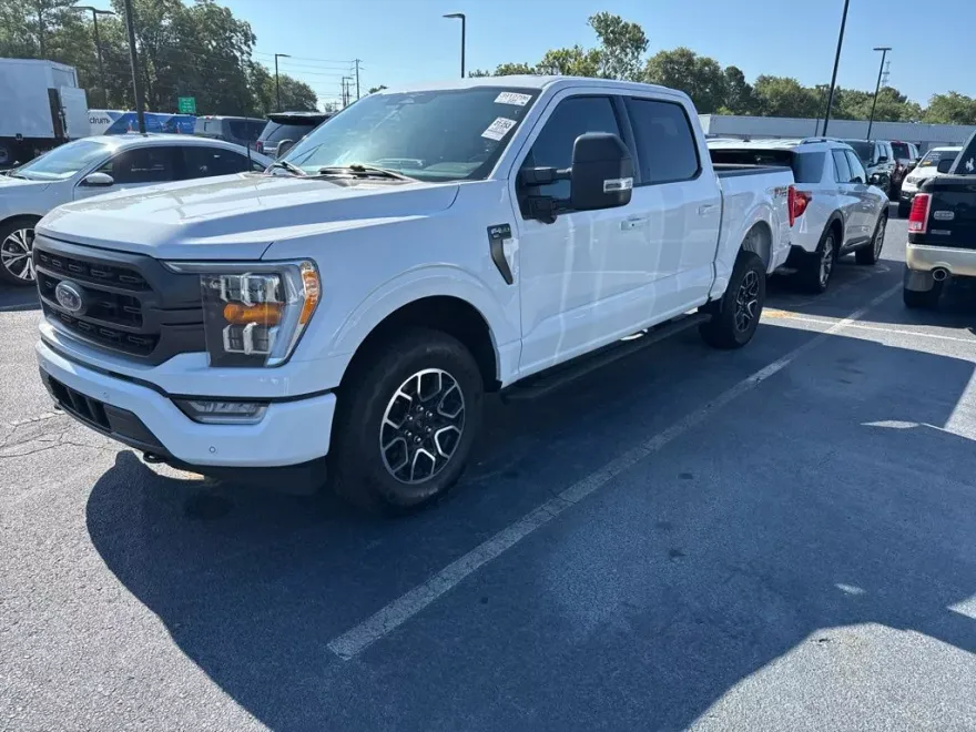 2023 Ford F-150 XLT photo 1