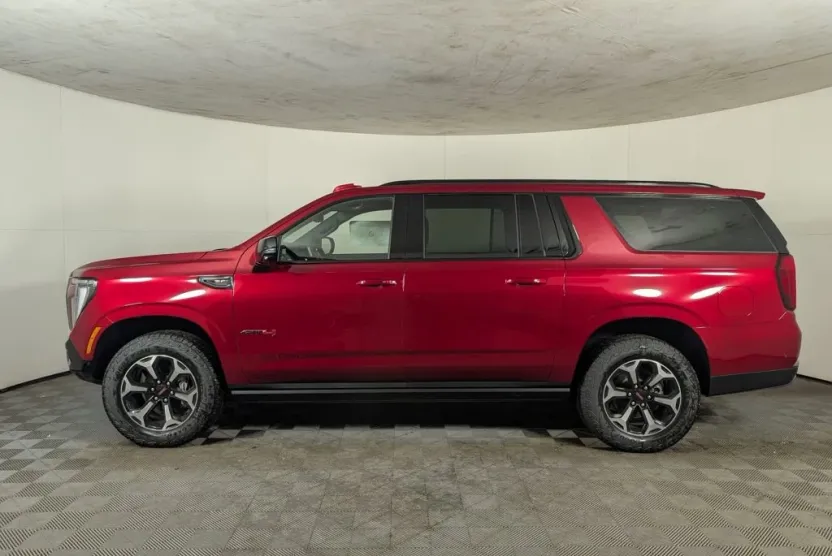 2026 Gmc Yukon XL AT4 photo 1