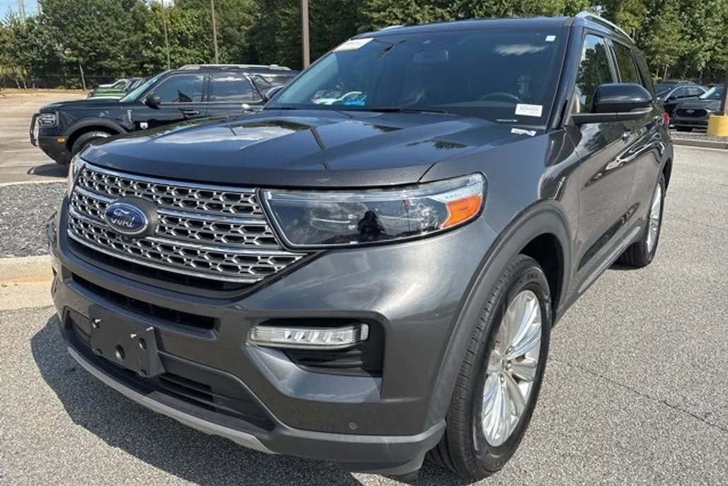 2020 Ford Explorer Limited photo 1