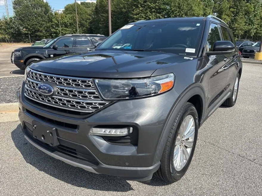 2020 Ford Explorer Limited photo 1