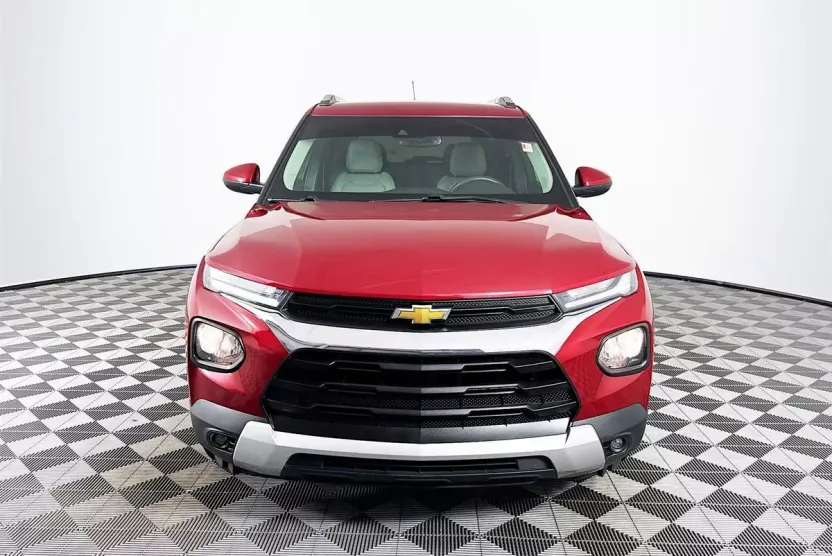 2021 Chevrolet Trailblazer LT photo 1