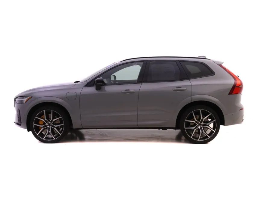 2026 Volvo XC60 Polestar photo 1