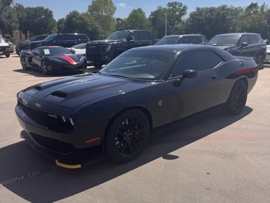 2023 Dodge Challenger SRT8 Hellcat photo 1