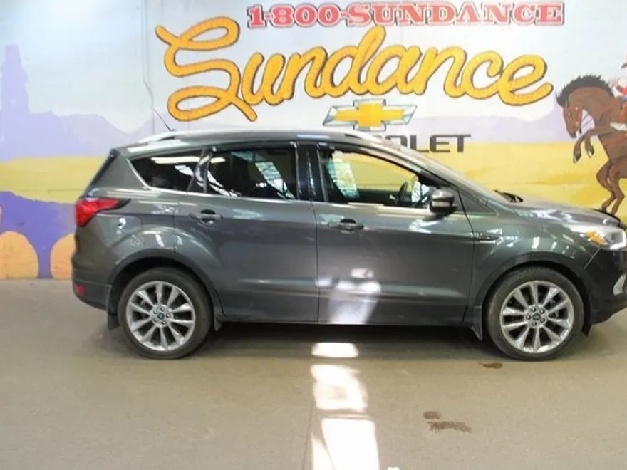 2019 Ford Escape Titanium photo 1