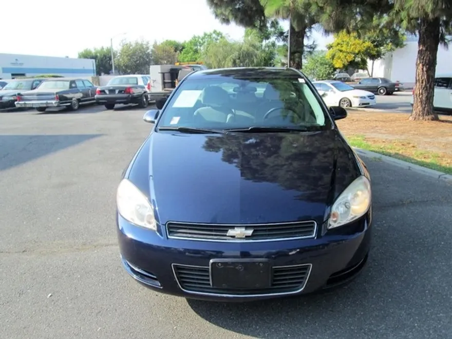 2009 Chevrolet Impala LS photo 1