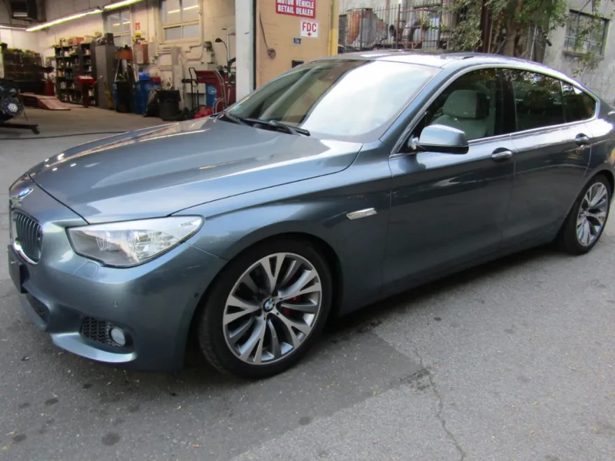 2012 Bmw 550i xDrive GT photo 1