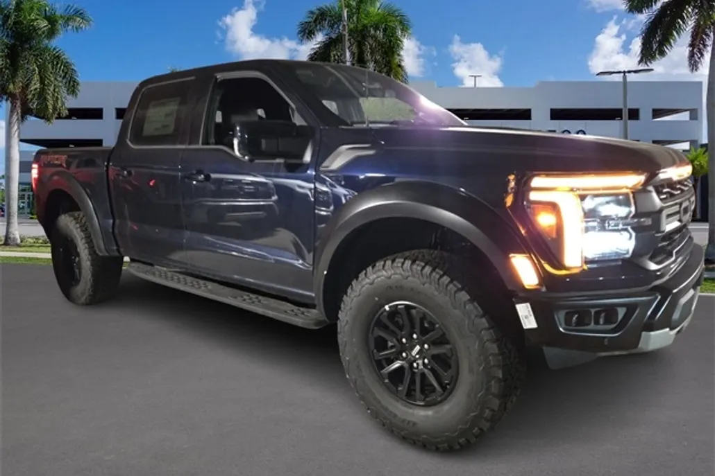 2025 Ford F-150 Raptor photo 1