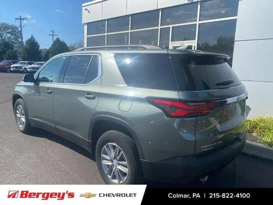 2023 Chevrolet Traverse Cloth photo 1