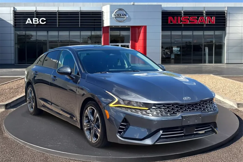 2021 Kia K5 EX photo 1