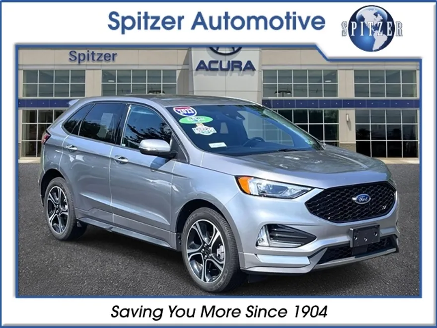 2023 Ford Edge ST photo 1
