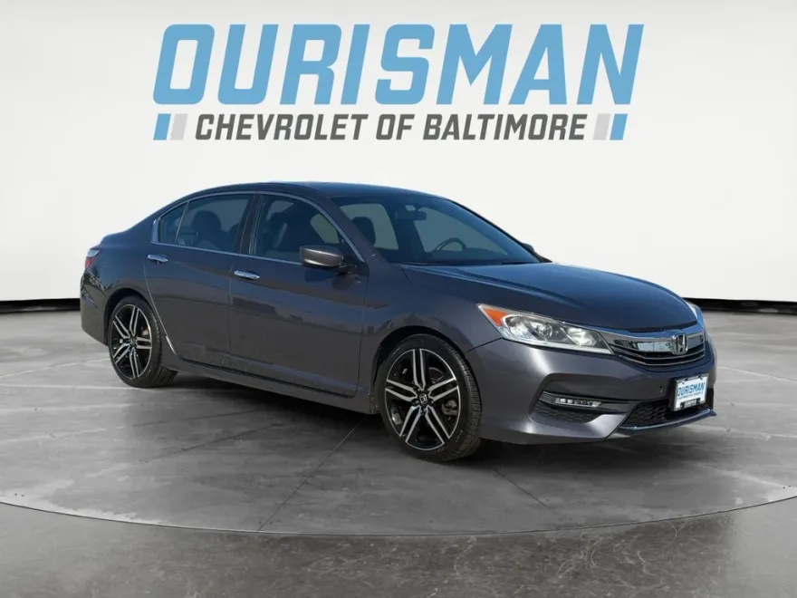 2017 Honda Accord Sport photo 1
