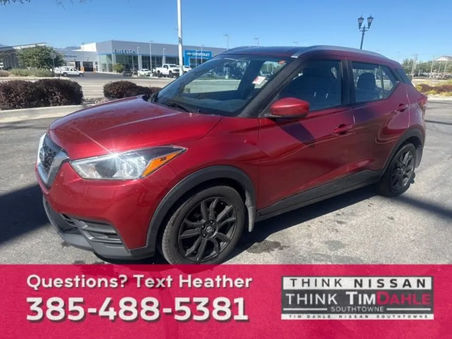 2018 Nissan Kicks SV photo 1