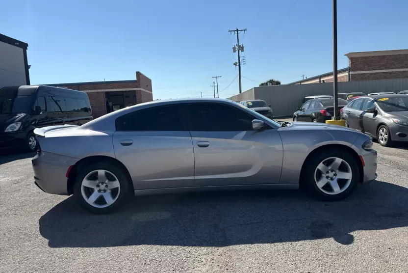 2015 Dodge Charger R/T photo 1