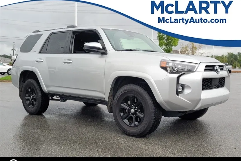 2024 Toyota 4Runner SR5 photo 1
