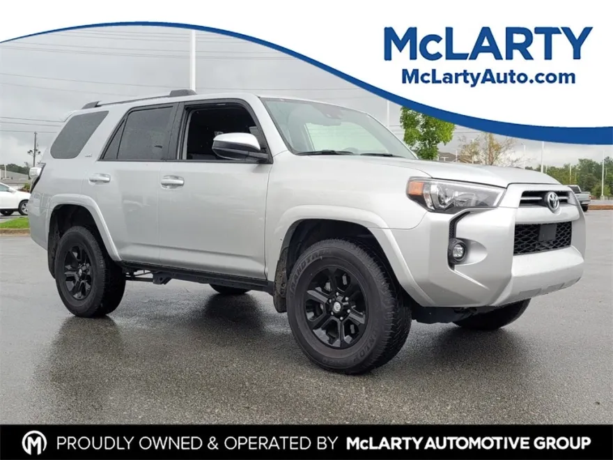 2024 Toyota 4Runner SR5 photo 1