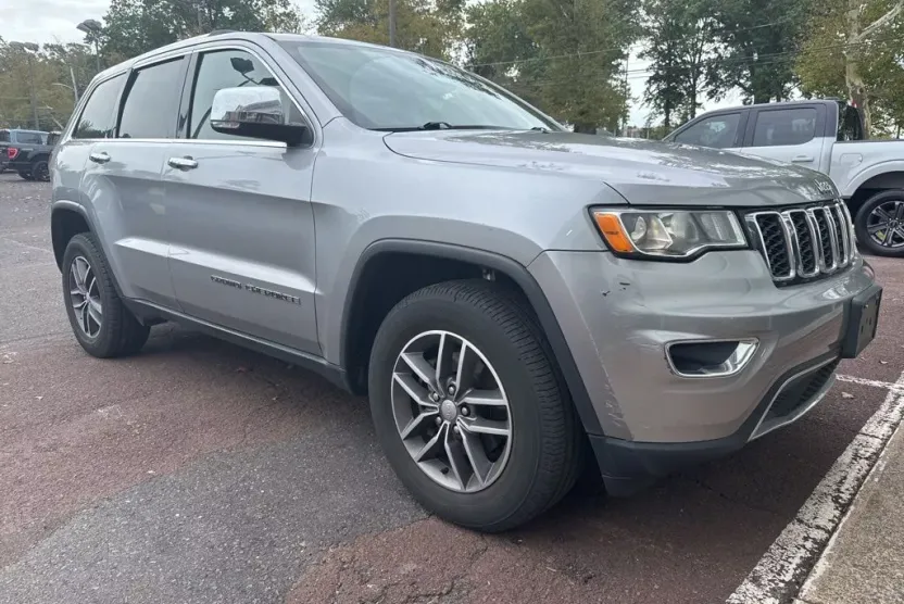 2018 Jeep Grand Cherokee Limited photo 1