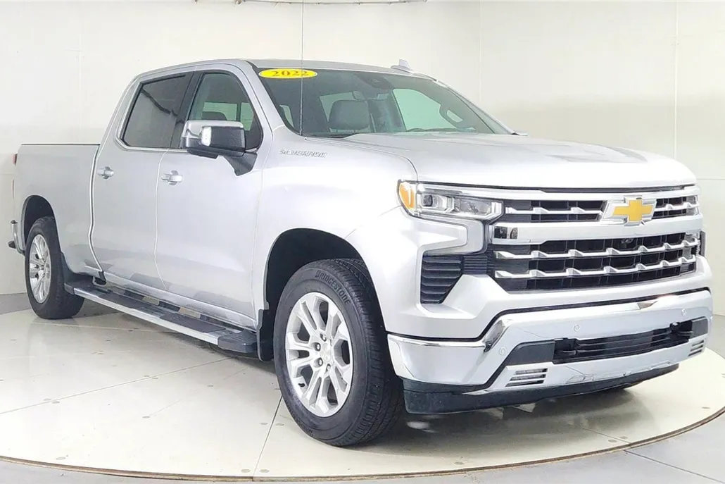 2022 Chevrolet Silverado 1500 LTZ photo 1