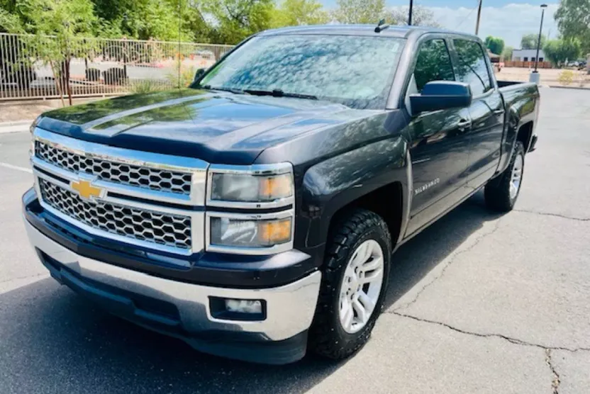 2015 Chevrolet Silverado 1500 LT photo 1