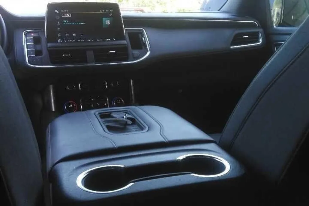 2023 Chevrolet Tahoe LT photo 1