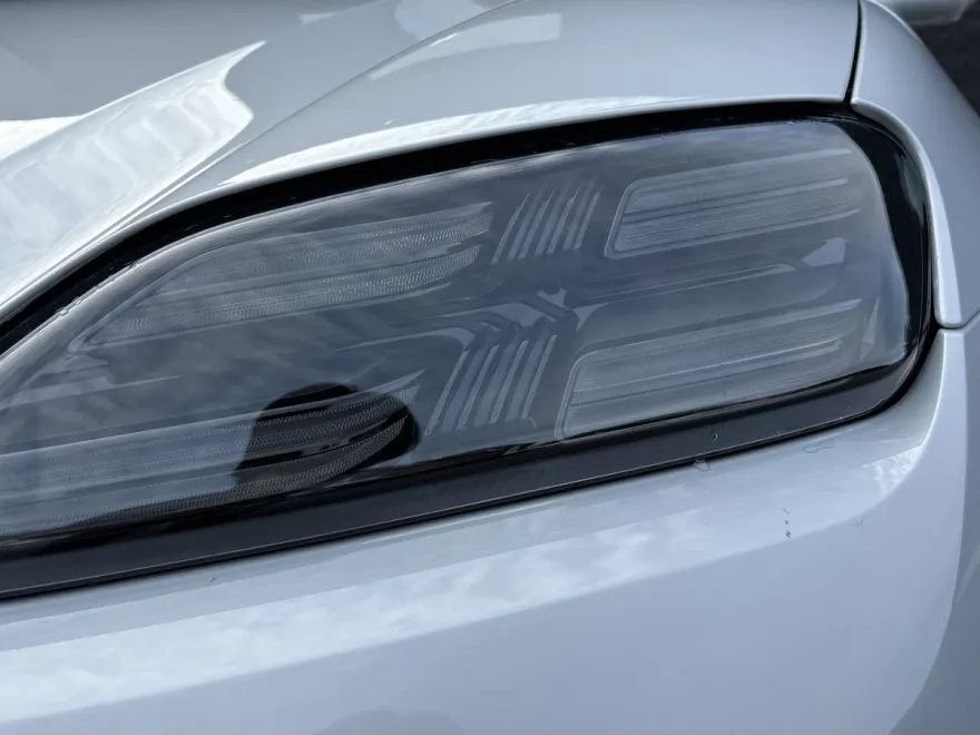 2024 Porsche Macan Electric 4 photo 1