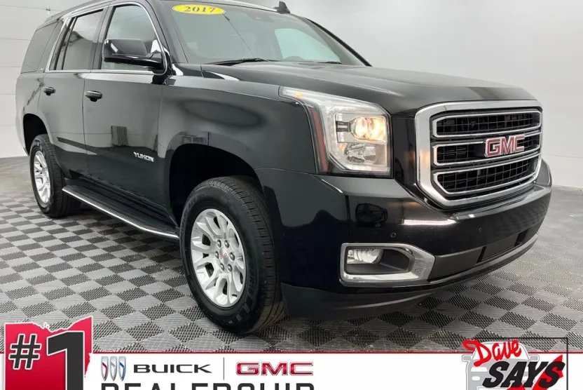 2017 Gmc Yukon SLT photo 1