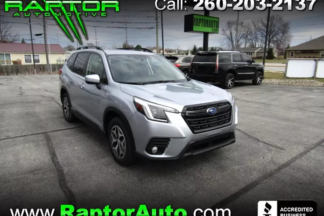 2022 Subaru Forester Premium photo 1