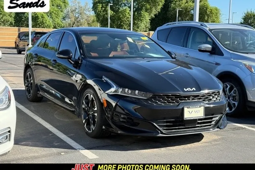 2022 Kia K5 GT-Line photo 1