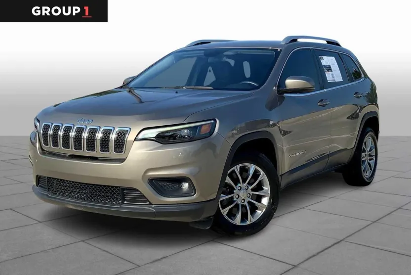 2019 Jeep Cherokee Latitude photo 1