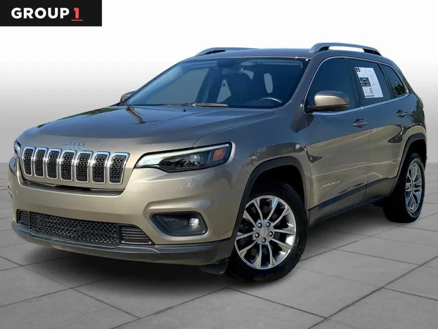 2019 Jeep Cherokee Latitude photo 1