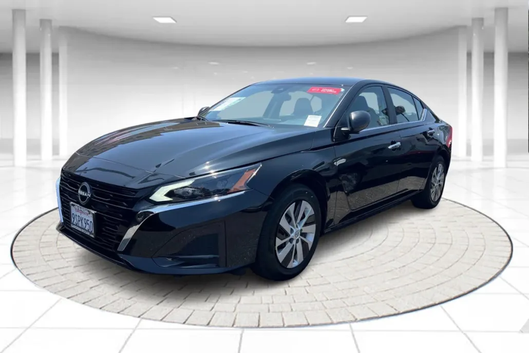 2025 Nissan Altima 2.5 S photo 1